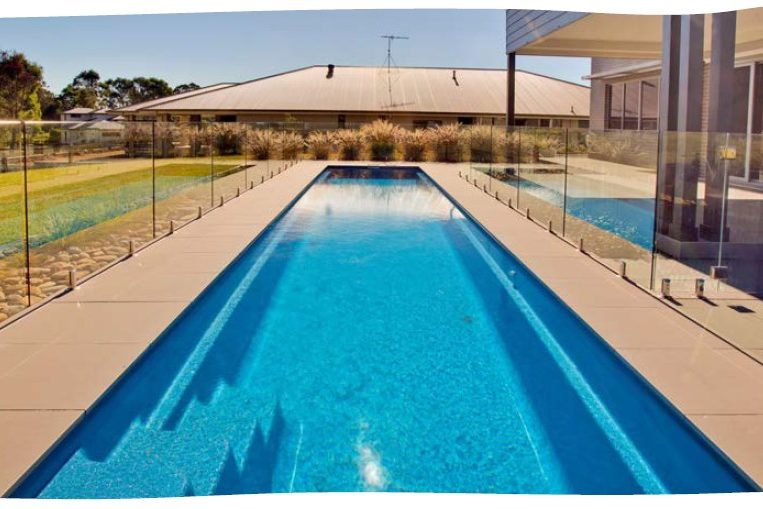 newcastle pool builders