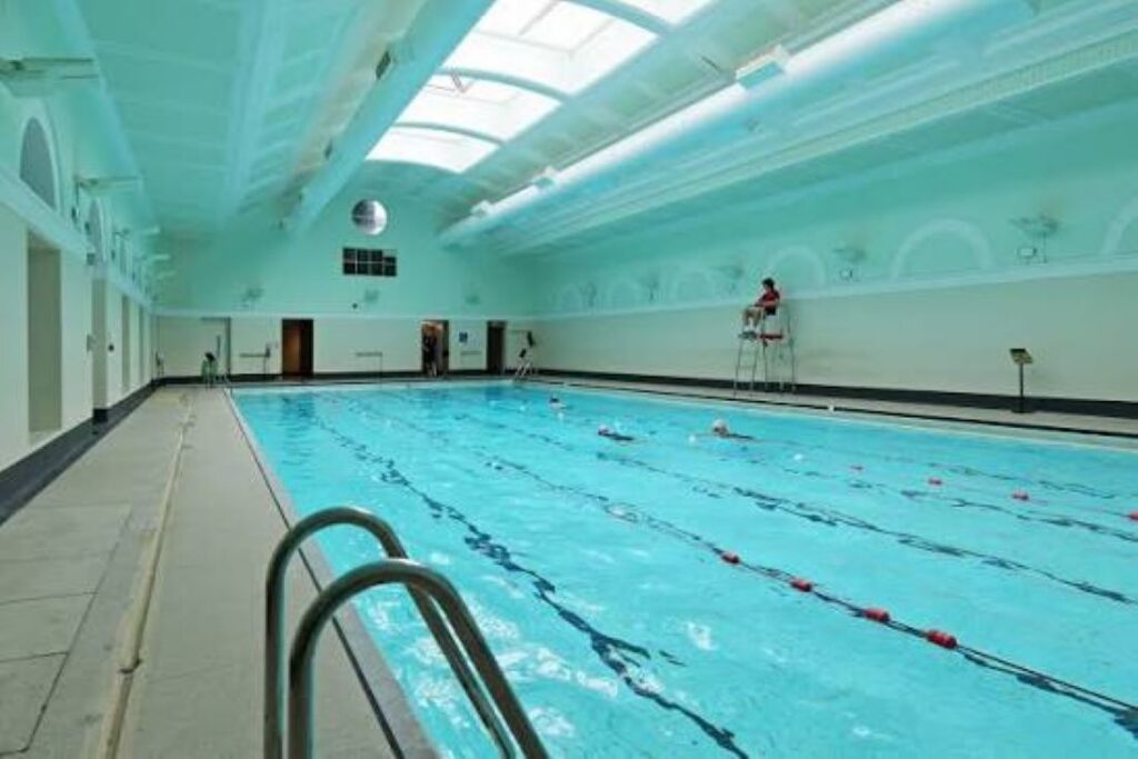 newcastle pool builders